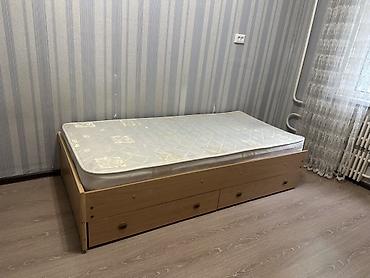 bunk bed: Односпальная кровать, Б/у, С матрасом, длина - 200 см — 1