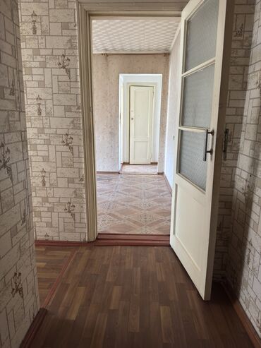 Продажа квартир: 3 комнаты, 58 м², Индивидуалка, 4 этаж, Старый ремонт