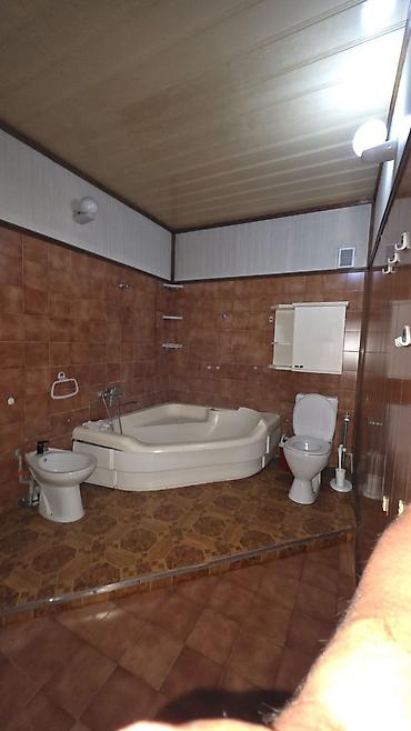 Долгосрочная аренда домов: 150 м², 5 комнат, Бронированные двери, Кондиционер, Бассейн — 9