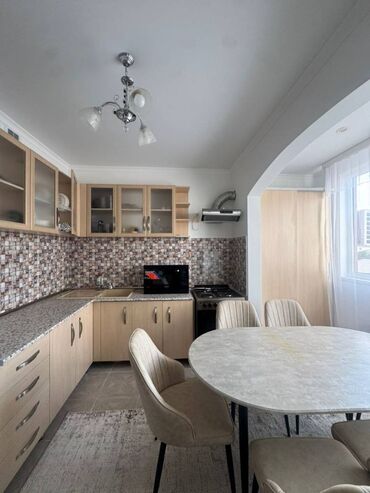 продаю квартиру сары челек: 2 комнаты, 69 м², 106 серия улучшенная, 3 этаж, Косметический ремонт
