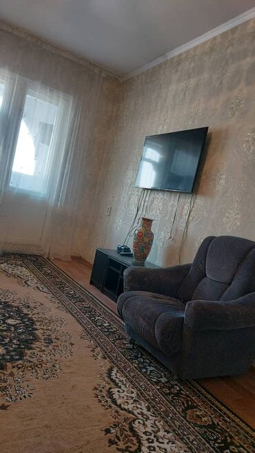 снять квартиру бишкек на долгий срок: 3 комнаты, Собственник, С подселением, С мебелью частично
