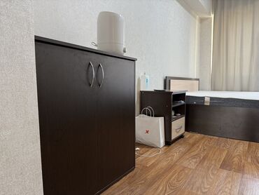 купить мебель: Кийим салуучу шкаф, Колдонулган, Түз, ЛДСП