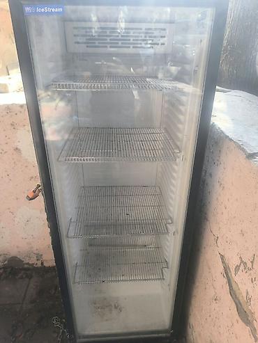 Nure markalı su vitrin soyuducusu - Brend/model: UBC IceStream vitrin