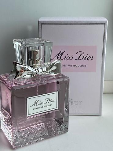 сладкий букет: Miss Dior Blooming Bouquet — женская туалетная вода с нежным — 1