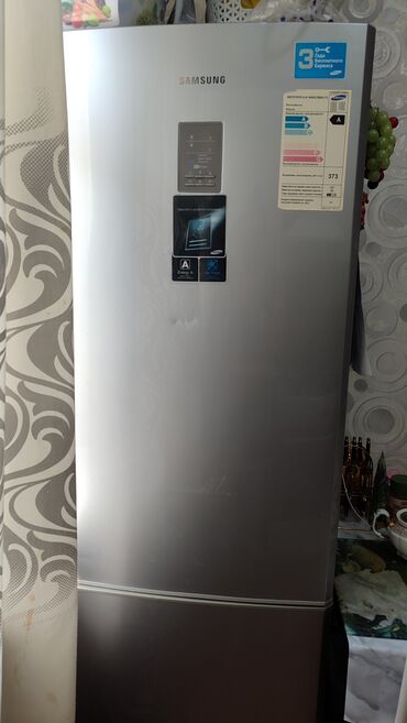 холодильник кухни: Холодильник Samsung, Б/у, Двухкамерный, No frost, 500 * 200 * 500