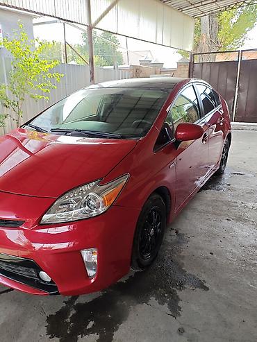 Toyota Prius: 2013 г. at lalafo.kg Toyota Prius: 2013 г.