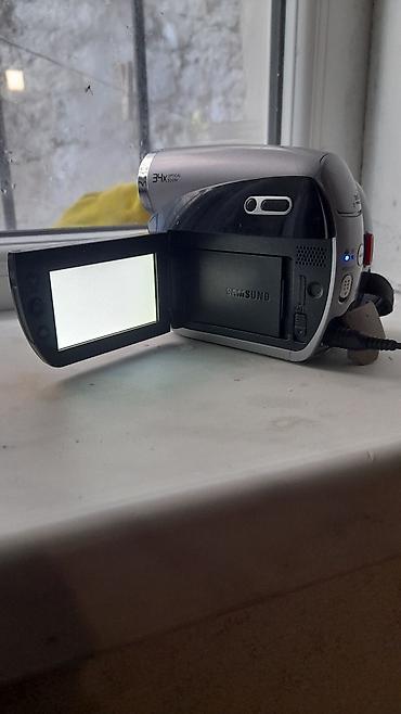 Фото и видеокамеры: Samsung rəqəmsal videokamera Xüsusiyyətlər: - 34x optik zoom – uzaq — 8