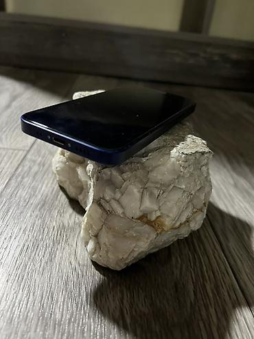 Apple iPhone: IPhone 12 mini, синий цвет (Blue) Состояние идеальное Акб 91 памяти 64 — 8