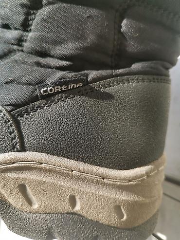 Детская обувь: Продаётся зимние сапоги для мальчика. Фирма Cortina. Б/у 33 размер, в — 15