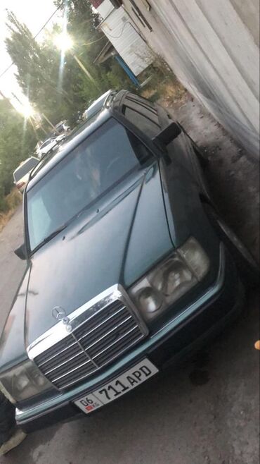 Mercedes-Benz: Mercedes-Benz W124: 1994 г., 2.2 л, Механика, Бензиновая, Универсал — 8