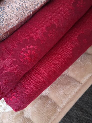 Metraža: Saten, Cvetni, bоја - Crvena — 1