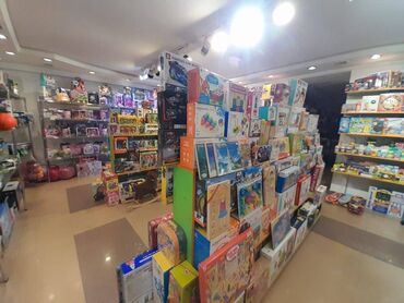 Kommersiya daşınmaz əmlakının satışı: Nərimanov rayonu, Təbriz küçəsində (gözəl ərazidə) inşa edilmiş 15 — 8