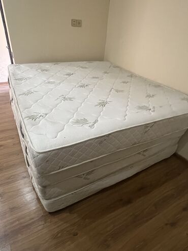 накидка на диван: İşlənmiş, Ortopedik matras, İki nəfərlik