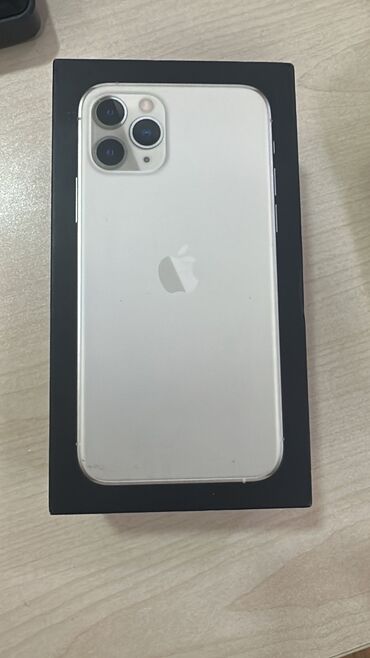 Apple iPhone: IPhone 11 Pro, Gümüşü, Face ID — 3