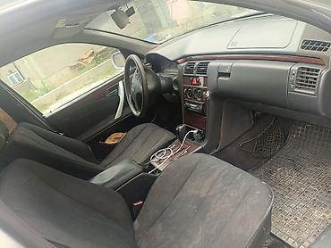 225 55: Mercedes-Benz E-Class: 2002 г., 2.7 л, Автомат, Дизель, Седан — 4