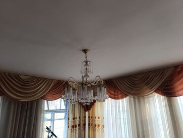 диван двуспальные: Комплект штор, Готовое изделие, Б/у, Для зала at lalafo.kg диван двуспальные: Комплект штор, Готовое изделие, Б/у, Для зала