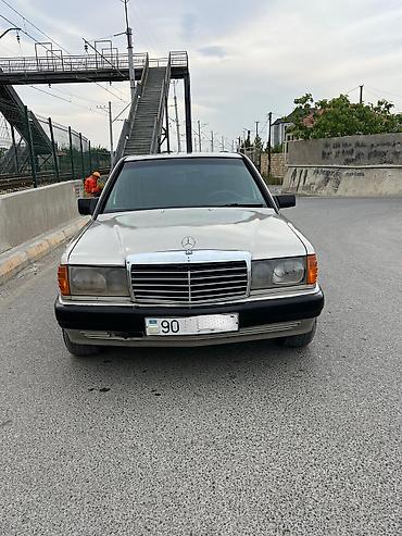Mercedes-Benz: Mercedes-Benz 190: 2 l | 1990 il -da lalafo.az — 2 Mercedes-Benz: Mercedes-Benz 190: 2 l | 1990 il — 2