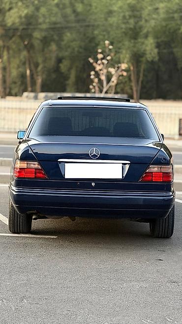парог на мерс: Mercedes-Benz E-Class: 1994 г., 2.2 л, Механика — 4