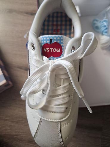 обувь drop: Женские кроссовки NSTCU Leisure Sport - Размер: 37 (указан на — 3