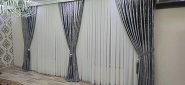 Pərdə və tüllər: Pərdələr otağa zəriflik və rahatlıq gətirir. Klassik üslubda dizayn — 22