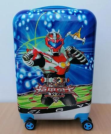 Rančevi, torbe i koferi: Dečiji putni kofer sa upečatljivim dizajnom crtanog junaka. Kofer je — 4