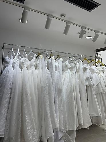 toy sumkalari: Hazır gelinlik biznesi satılır. 25 eded yeni gelinlikler satılır — 2