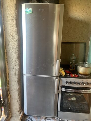 холодильник сатуу: Муздаткыч Beko, Колдонулган, Эки камералуу, No frost, 180 *