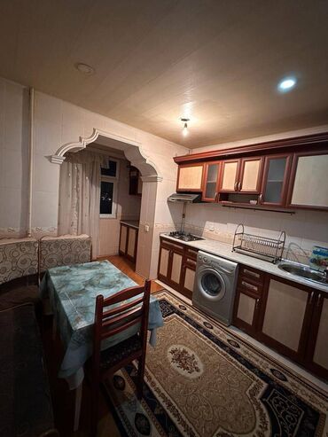 Köhnə tikili: Bakı, Yeni Günəşli Massiv A, 3 otaqlı, Köhnə tikili, 80 kv. m — 8