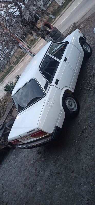 VAZ (LADA): VAZ (LADA) 2107: 1.6 l | 1998 il Sedan — 2