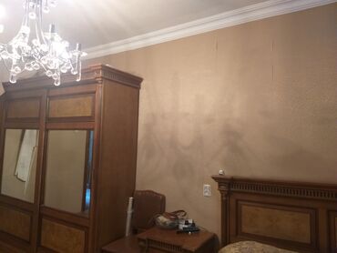 Yataq otağı dəstləri: 2 təknəfərlik çarpayı, Dolab, 2 tumba, Komod, Türkiyə, İşlənmiş — 3