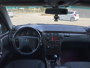 серви 3: Mercedes-Benz E-Class: 2000 г., 2.2 л, Механика, Дизель, Седан — 6