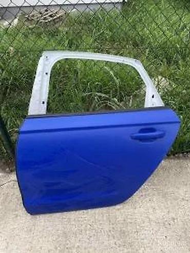auto kamera 3 u 1: AUDI A6 4G 8 ZADNJA LEVA VRATA PLAVA BOJA | Audi delovi zemun — 2