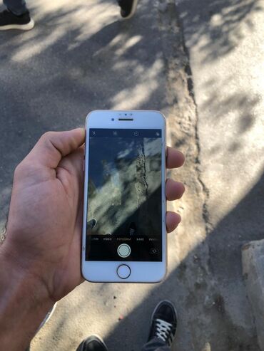 Apple iPhone: IPhone 8, Qızılı, Barmaq izi — 9