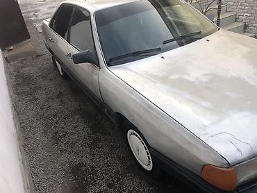 Audi: Audi 100: 1986 г., 1.8 л, Механика, Бензин, Седан — 4