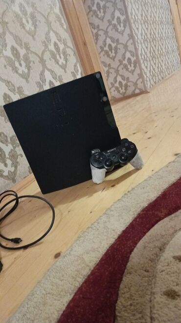 купить ноутбук в баку бу: Sony PlayStation 3 (PS3) Slim oyun konsolu Xüsusiyyətlər: - PS3 Slim