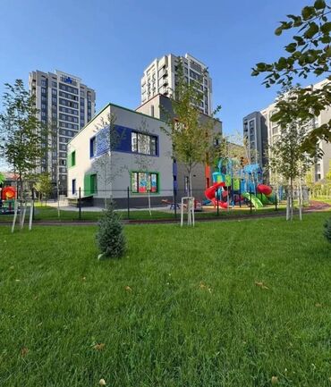 Продажа квартир: 4 комнаты, 132 м², Элитка, 9 этаж, ПСО (под самоотделку)