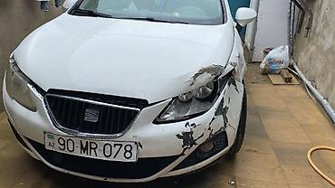 2008 ford transit: SEAT Ibiza, ağ rəng, sedanın/hetçbekin ön hissəsi zədəlidir. Bu — 3