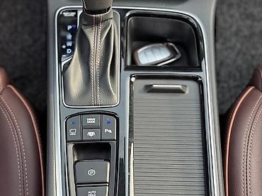 Hyundai: Hyundai Sonata: 2019 г., Автомат, Бензин, Седан — 5