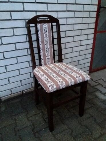 Stolice: Stolice 3200 dostava 2500 — 14