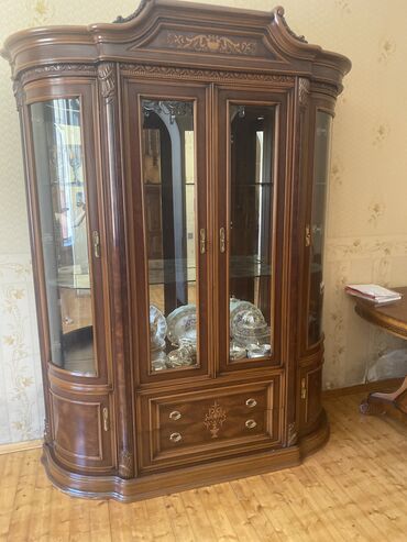 Tumbalar: Servant, Azərbaycan