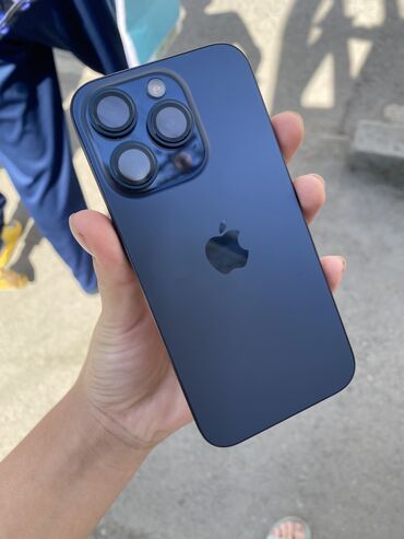 продаю айфон 15 про макс: IPhone 15 Pro, Б/у, 256 ГБ, Black Titanium, Чехол, 89 %