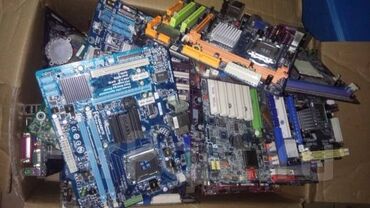 оперативная память ddr4 sdram: Материнская плата, Б/у, Gigabyte, LGA775, ATX, Для ПК