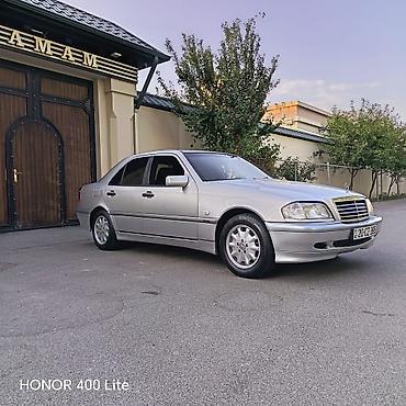 traktor farası: Mercedes-Benz C 200: 2 l | Sedan — 1