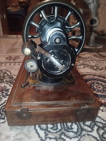 İncəsənət və kolleksiyalar: Singer tikiş maşını – mexaniki, qədim model - Brend: The Singer Mfg — 7