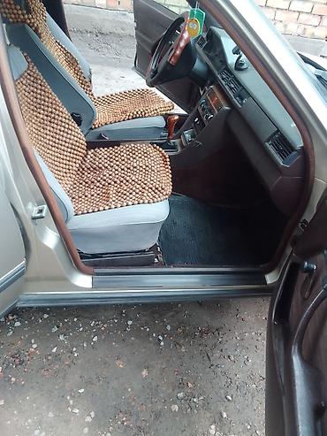w211 e55: Mercedes-Benz W124: 1988 г., Седан — 8