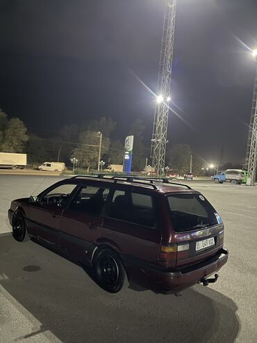 автокредит на бу авто бишкек: Volkswagen Passat: 1988 г., 1.8 л, Механика, Бензин, Универсал