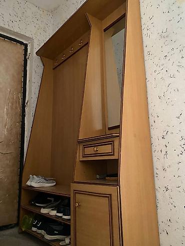 Гарнитуры для прихожей: Прихожая модульная из ЛДСП в светло‑деревянном декоре. Состав и — 4