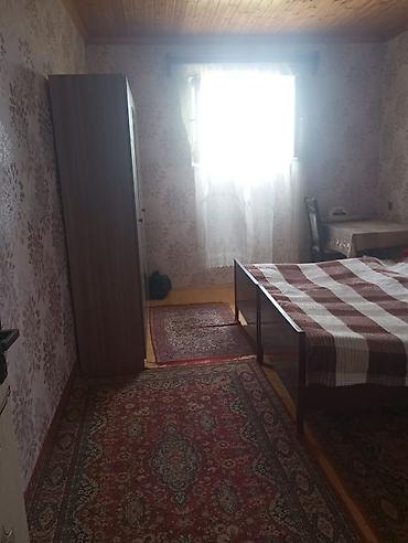 Həyət evləri və villaların satışı: Satılır: həyət evi - Tikili: 1 mərtəbəli, bütöv birmərtəbə plan — 15
