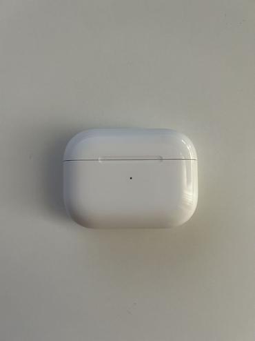 Беспроводные вакуумные наушники: Оригинальные наушники Apple airpods pro 2 в идеальном состоянии — 12