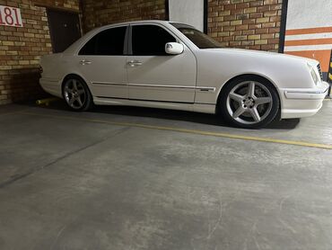 Mercedes-Benz: Mercedes-Benz E-Class: 2000 г., 5.5 л, Седан — 1